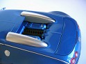1:18 Auto Art Bugatti Veyron Bleu Centenaire 2009 Brilliant Blue/Matt Blue. Engine bay. Uploaded by Ricardo